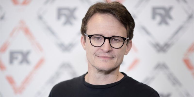 Seven Facts About Damon Herriman: The Aussie Actor Who Played Charles Manson In Mindhunter And Once Upon a Time in Hollywood. 